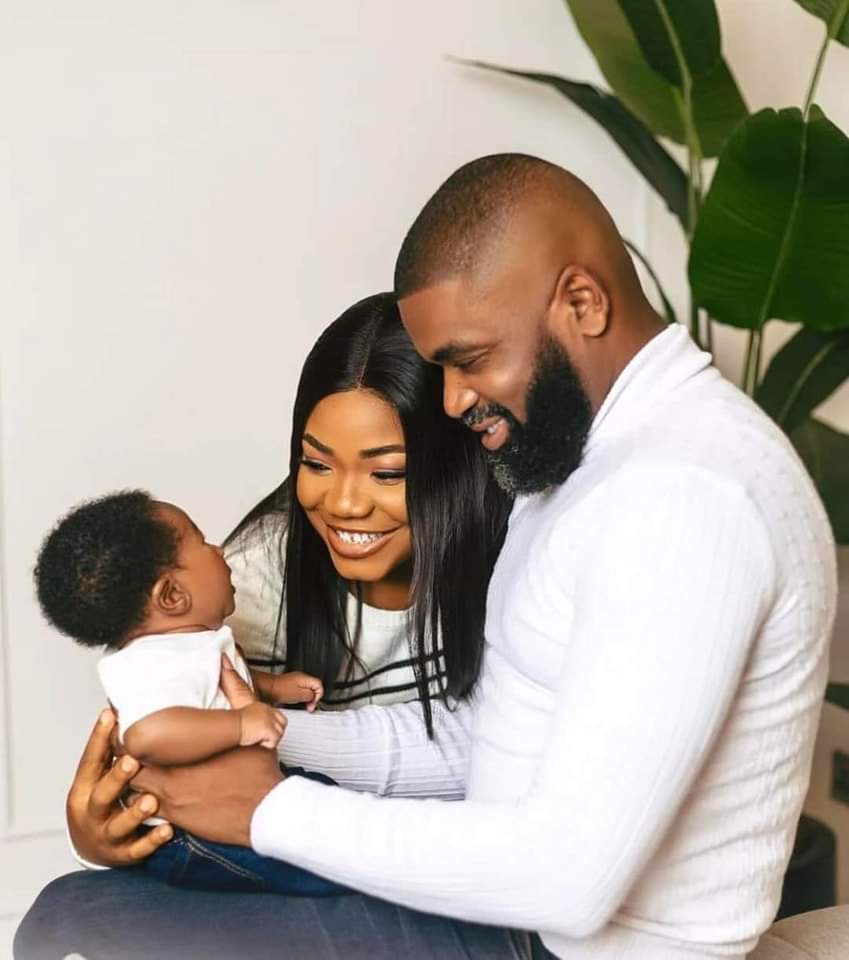 Popular gospel singer Mercy Chinwo and her husband, Pastor Blessed, unveil their baby’s face for the first time…<br />He is so 😍 😊cute 😍