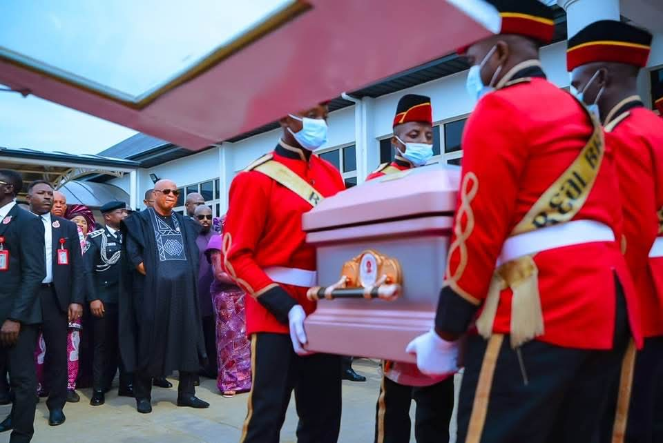 Akwa Ibom State Mourns the Loss of First Lady, Pastor Mrs. Patience Umo Eno