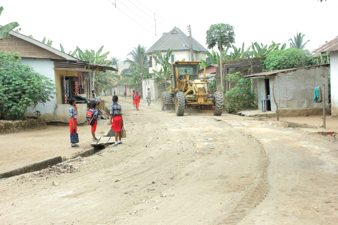 Ubong Nkutt Pioneers Landmark Road Grading Initiative in Itu