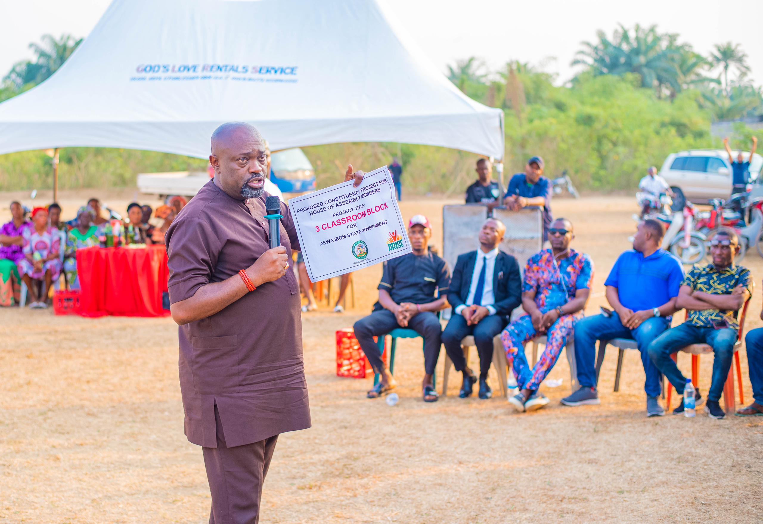 PRINCE AKPABIO BREAKS GROUND FOR NEW 3-CLASSROOM BLOCK IN UKANA